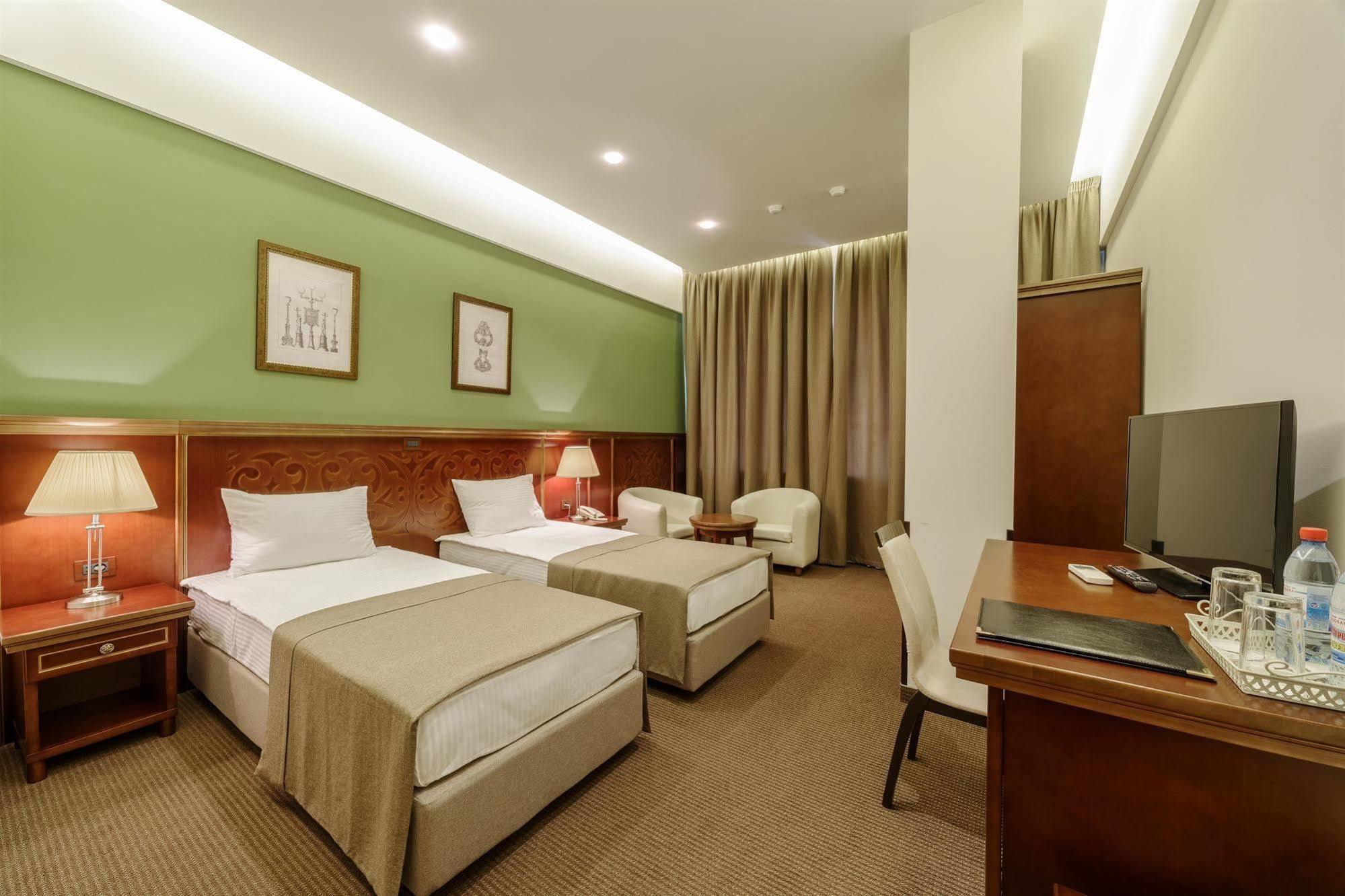 Alarus Luxe 4* Odessa